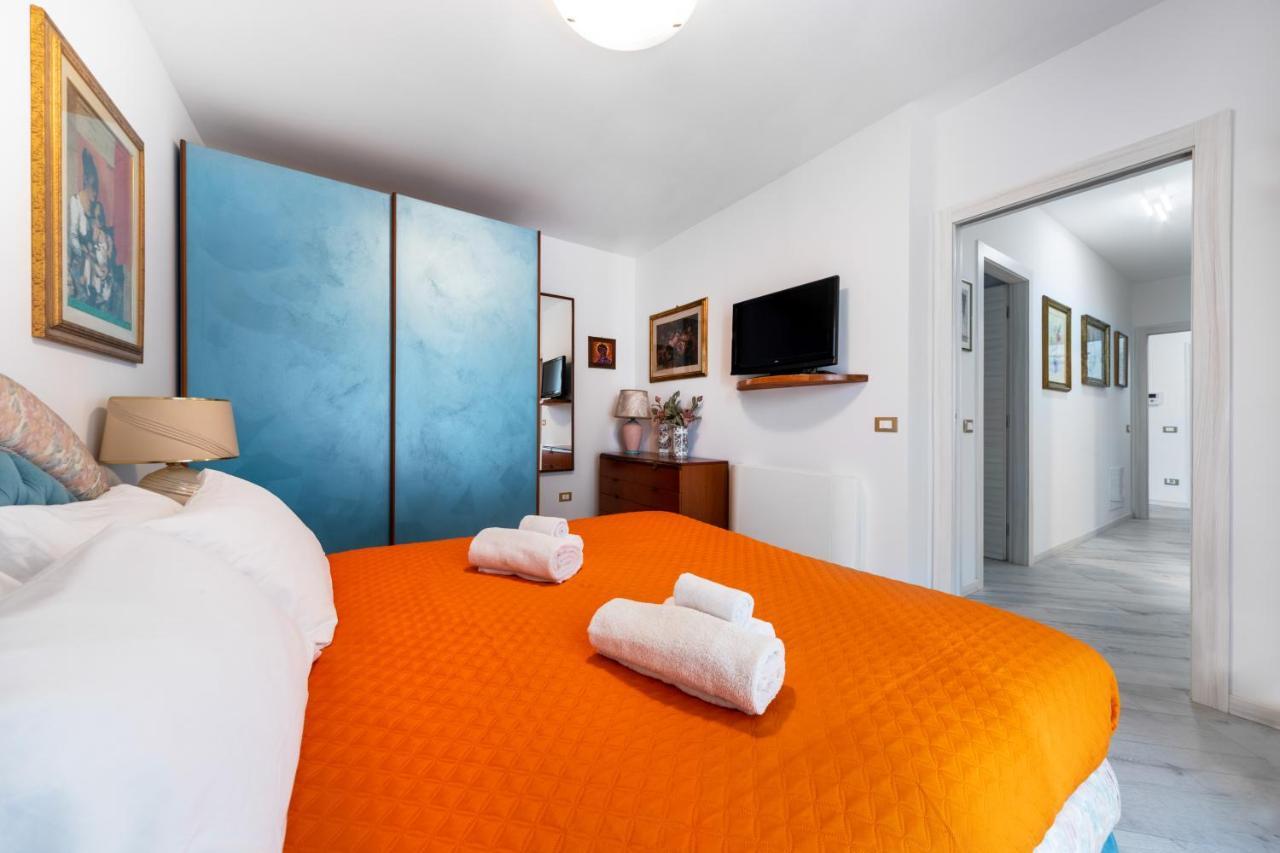 Ur-Nest Donato Creti Apartman Bologna Kültér fotó
