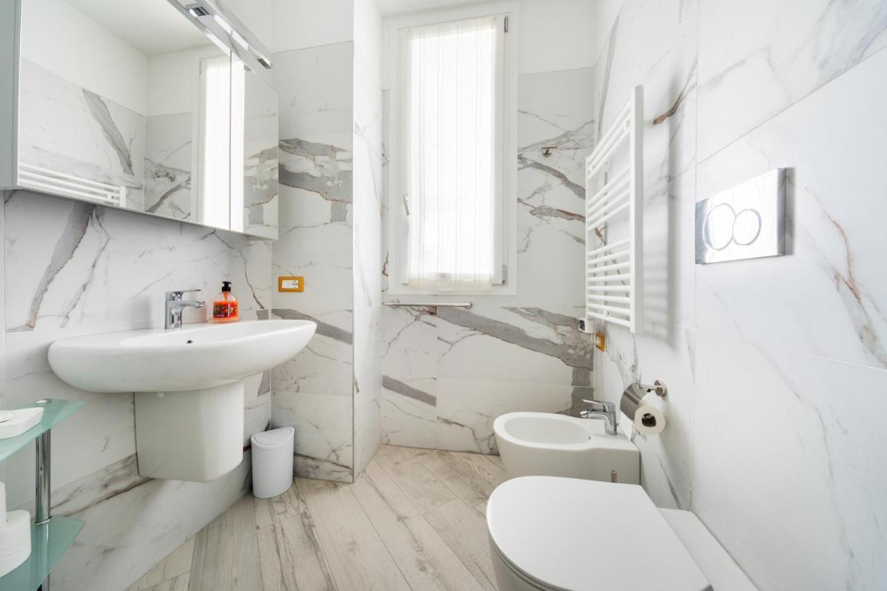 Ur-Nest Donato Creti Apartman Bologna Kültér fotó